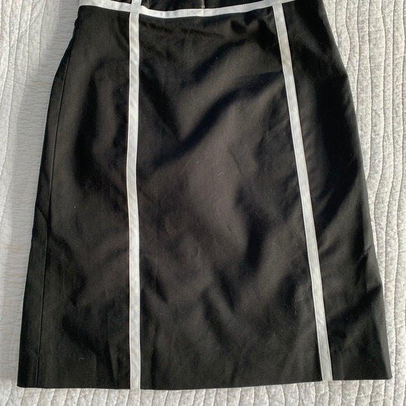 Michael Michael Kors Sleeveless Lined Black & White Dress NWT Size 2P #0365 - Picture 5 of 8